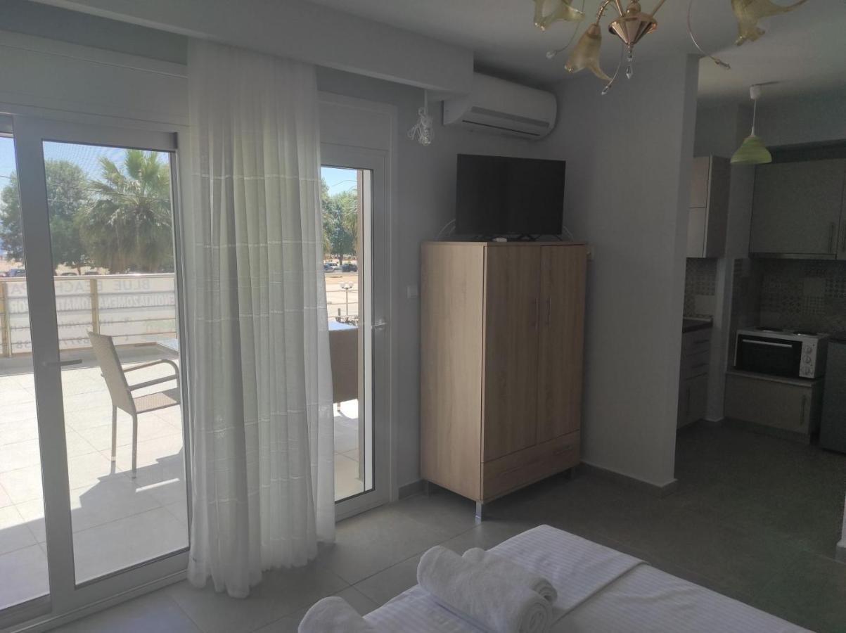 Blue Beach Apartments Ofrínion المظهر الخارجي الصورة
