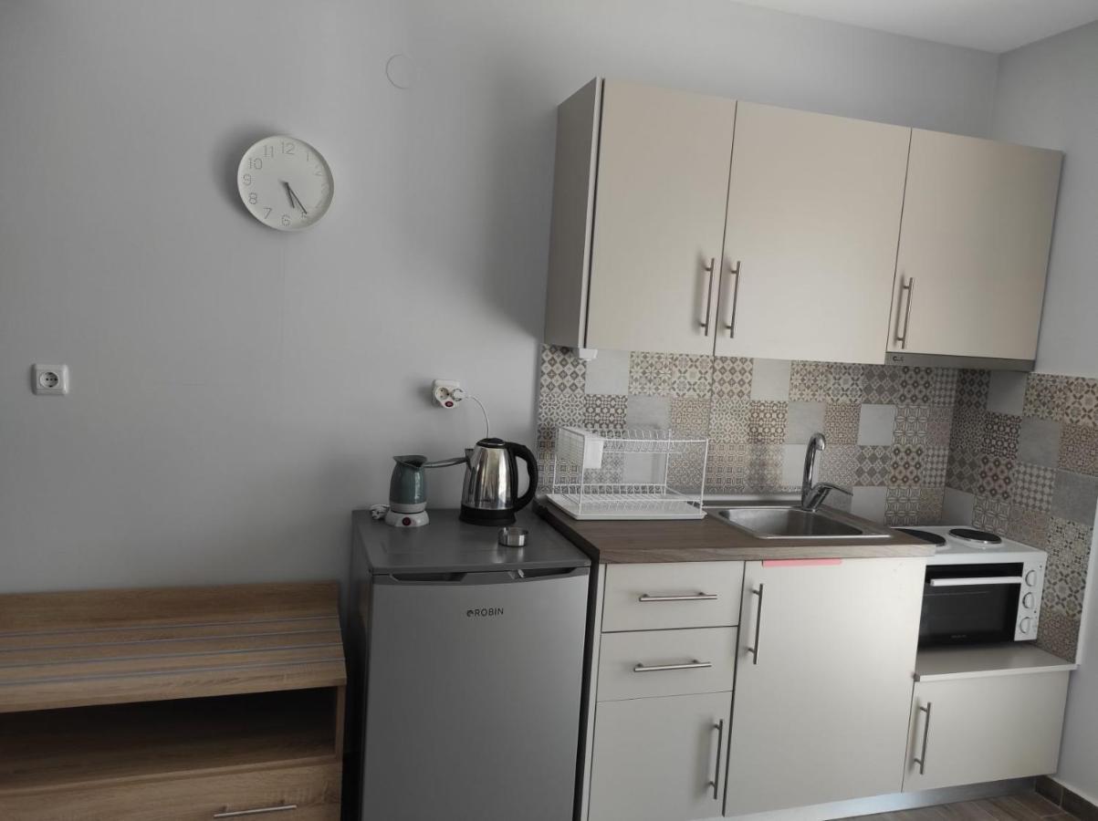 Blue Beach Apartments Ofrínion المظهر الخارجي الصورة